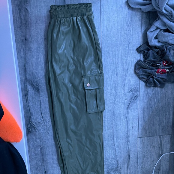 Leather joggers - Picture 3 of 3